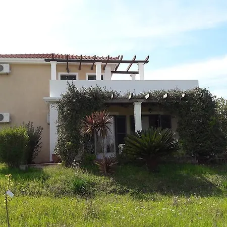 Moschona Apartment Lakithra
