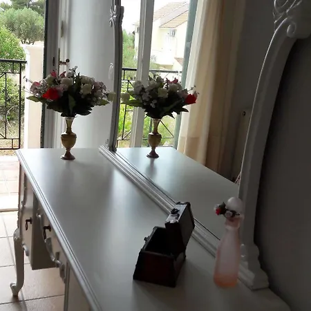 Moschona Apartment Lakithra