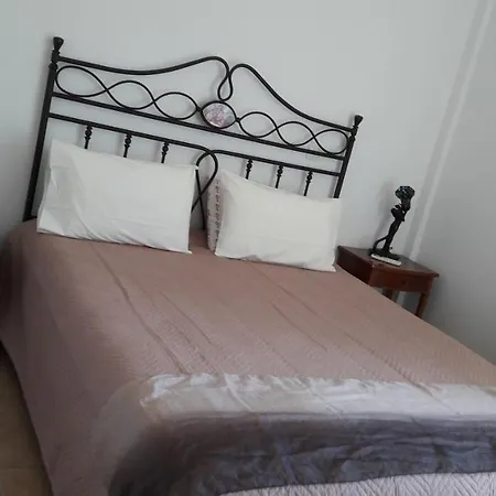 Apartment Moschona