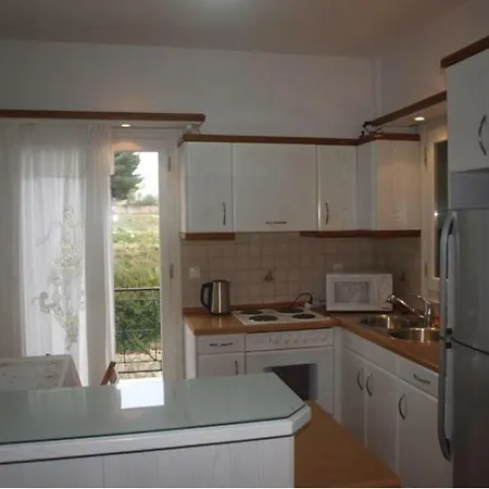 Moschona Apartment Lakithra